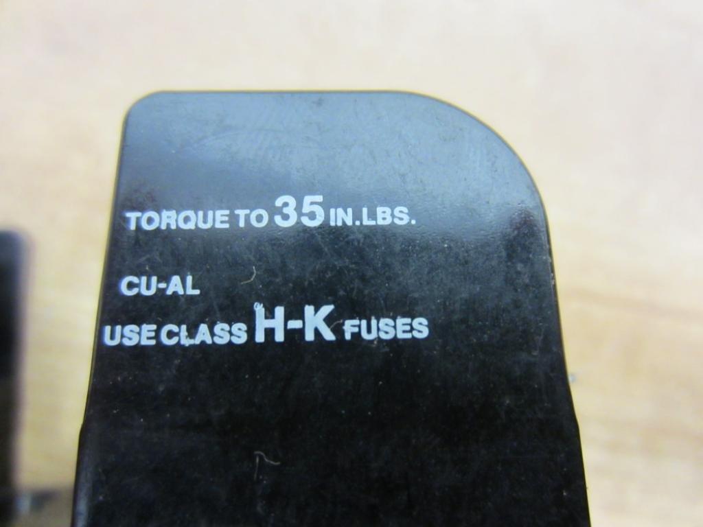 Mersen 30313 Midget Fuse Block Screw Connector, 3 Pole