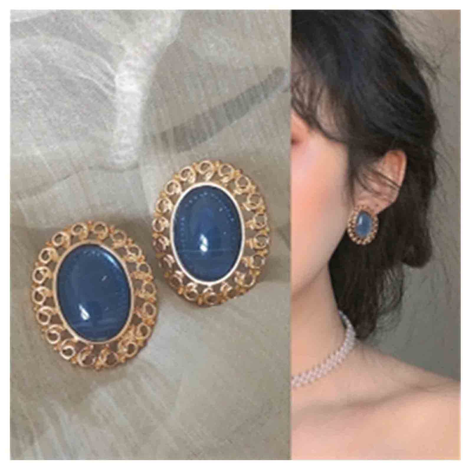Vintage Oval Blue Lapis Earrings - Gold Halo Studs - Modern Design for Women - Wedding Occasion