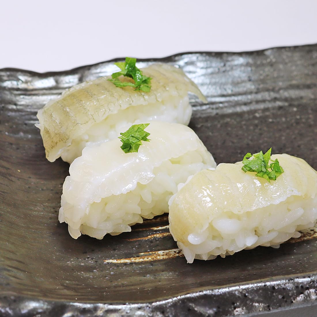 Amazon.co.jp: まぐろ処一条 天然 ヒラメのえんがわ 200g(100g×2パック