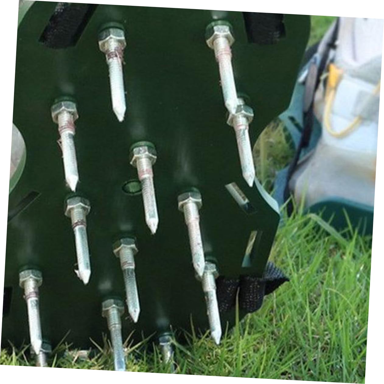 CIYODO Aeration Shoes for Lawn Care Grass Aerator Coring 40pcs Metal Spikes Stakes