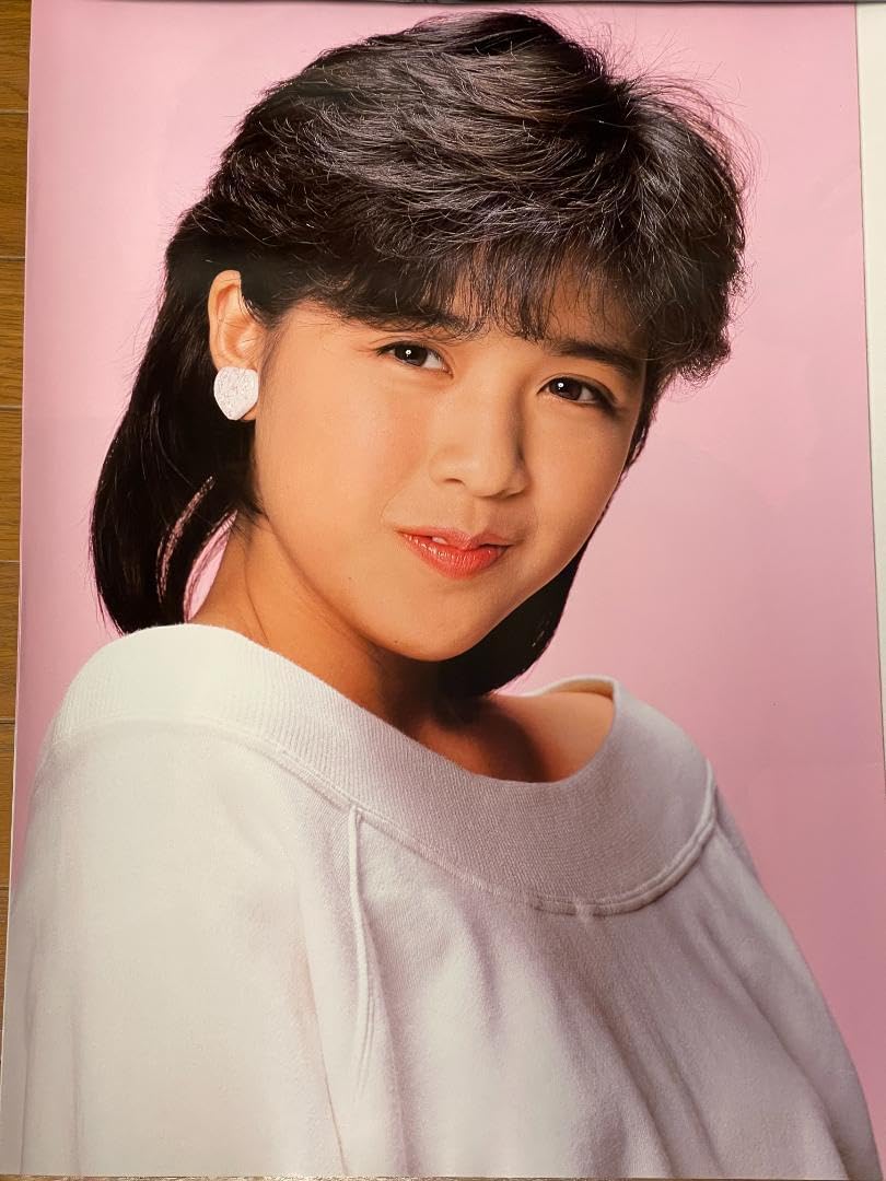 Amazon.co.jp: 菊池桃子 ビックプロマイド ポスター 8枚付 アイドル