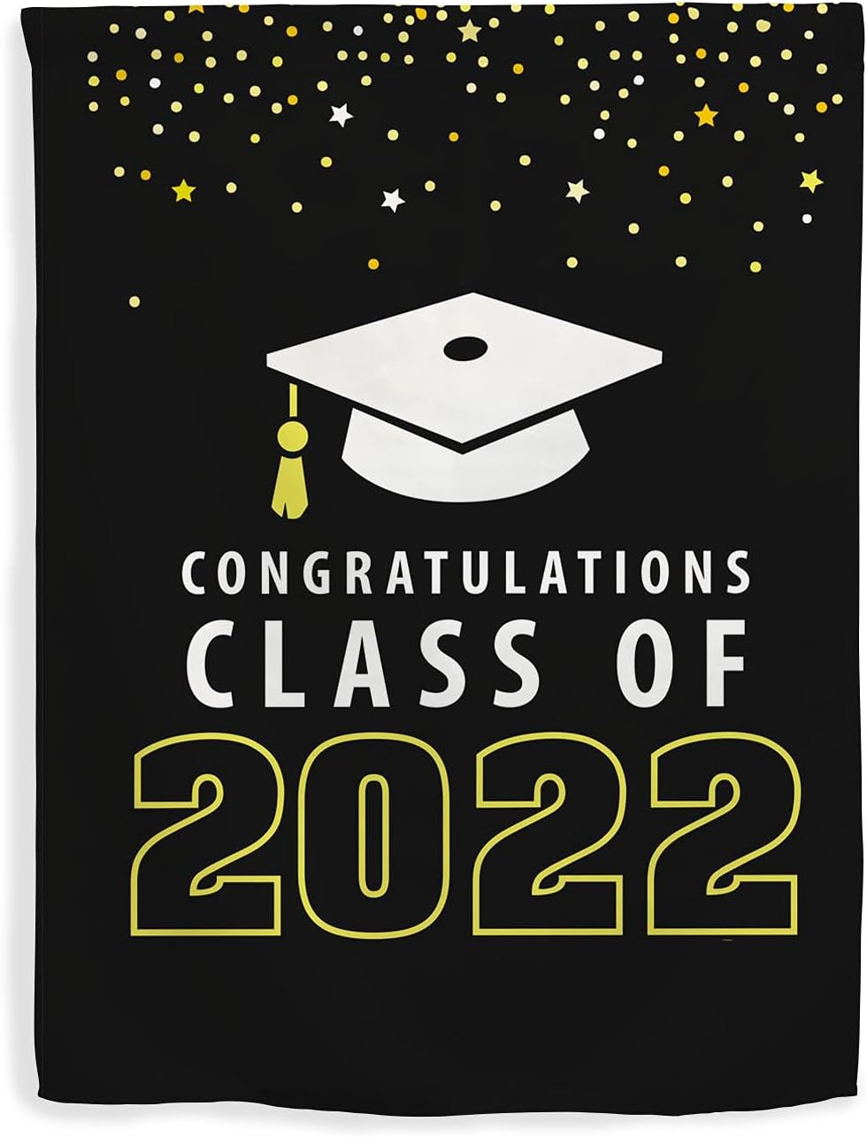 Amazon Com Thiswear Graduation Decor Congratulations Class Of 2022 Decorations Graduate Flag Vertical House Flag Patio Lawn Garden Graduation Uf Fall 2022