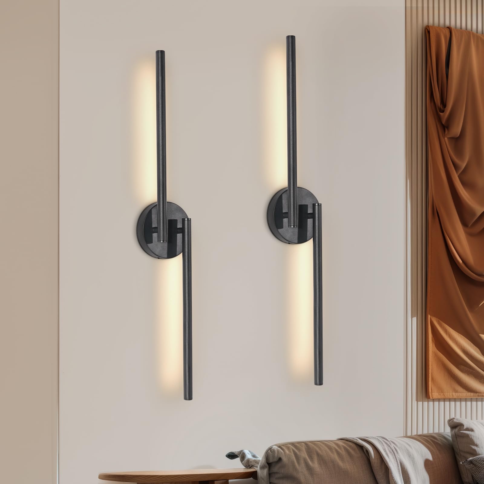 Dehobo Batteriebetriebene Wandleuchten, 300 ° drehbar, wiederaufladbar, 6600 mAh, mit Fernbedienung, schwarz, 77 cm, dimmbar, kabellose Wandleuchten, 3 Farbtemperaturen, für Schlafzimmer, 2 Packungen