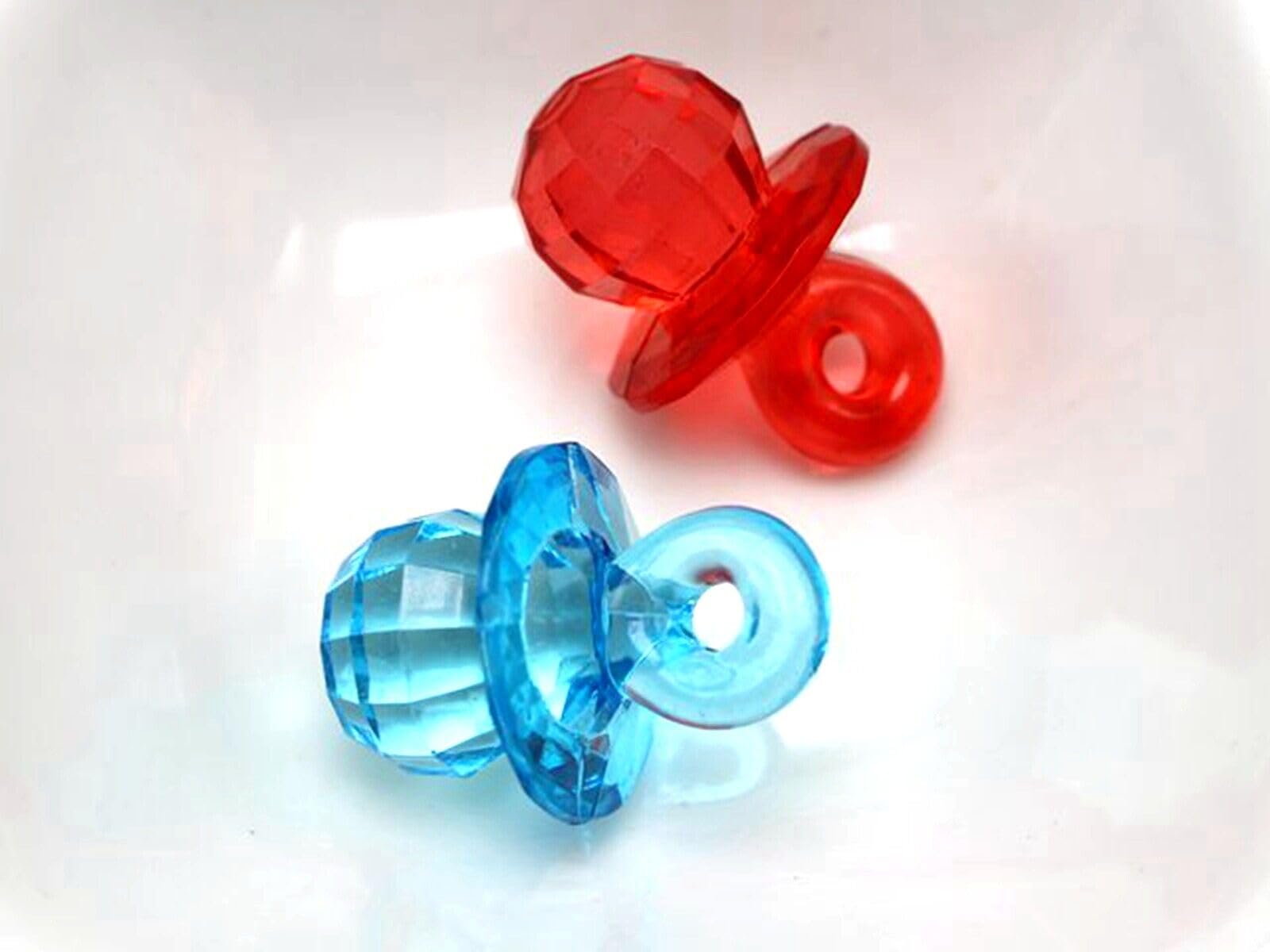 ALBERTAD 25 Mixed Color Transparent Acrylic Faceted Big Mini Nipple Pendants 26X19Mm
