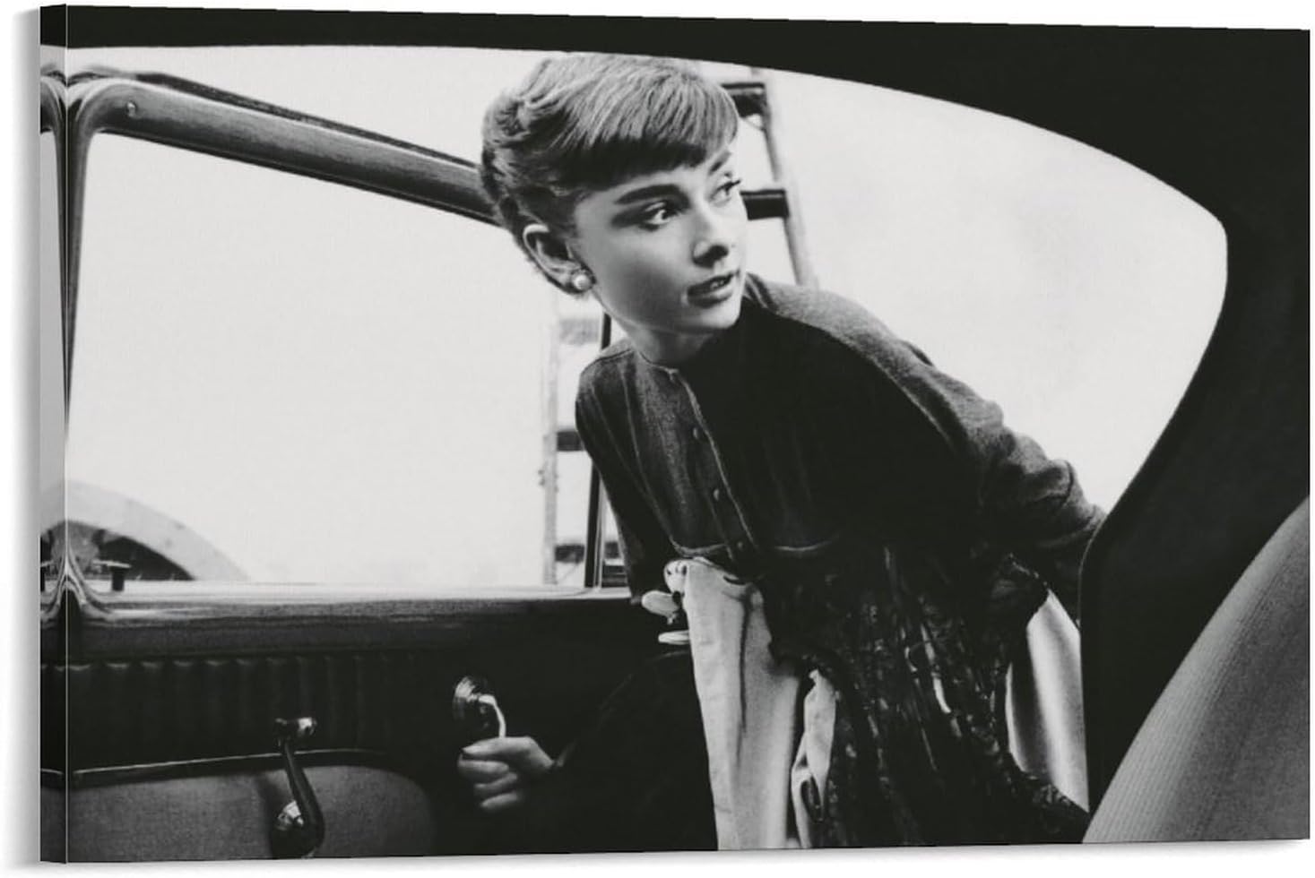 黒と白の写真 オードリーヘップバーン ポスター 映画 ポスター  