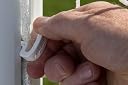 Kwik Goal Kwik Lock Net Clips (100-Pack), White gallery image