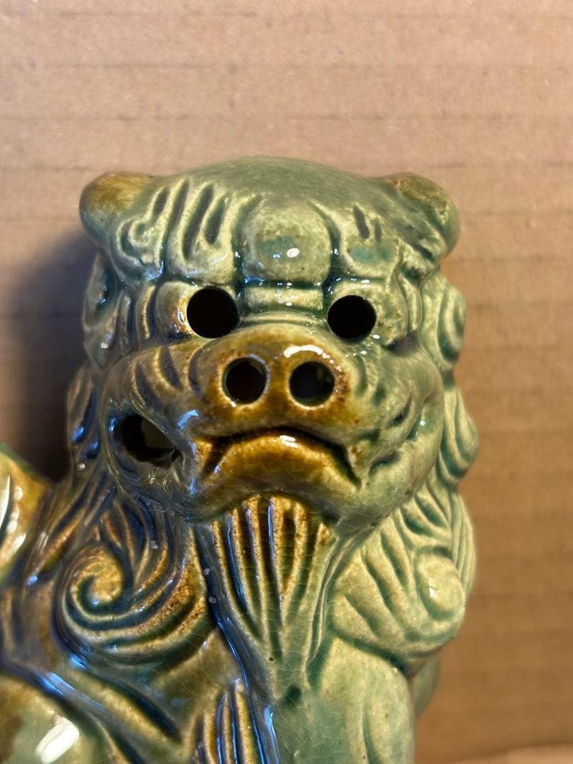 Amazon.co.jp: 沖縄の守り神 シーサーの陶器製の置物 沖縄土産 魔除け