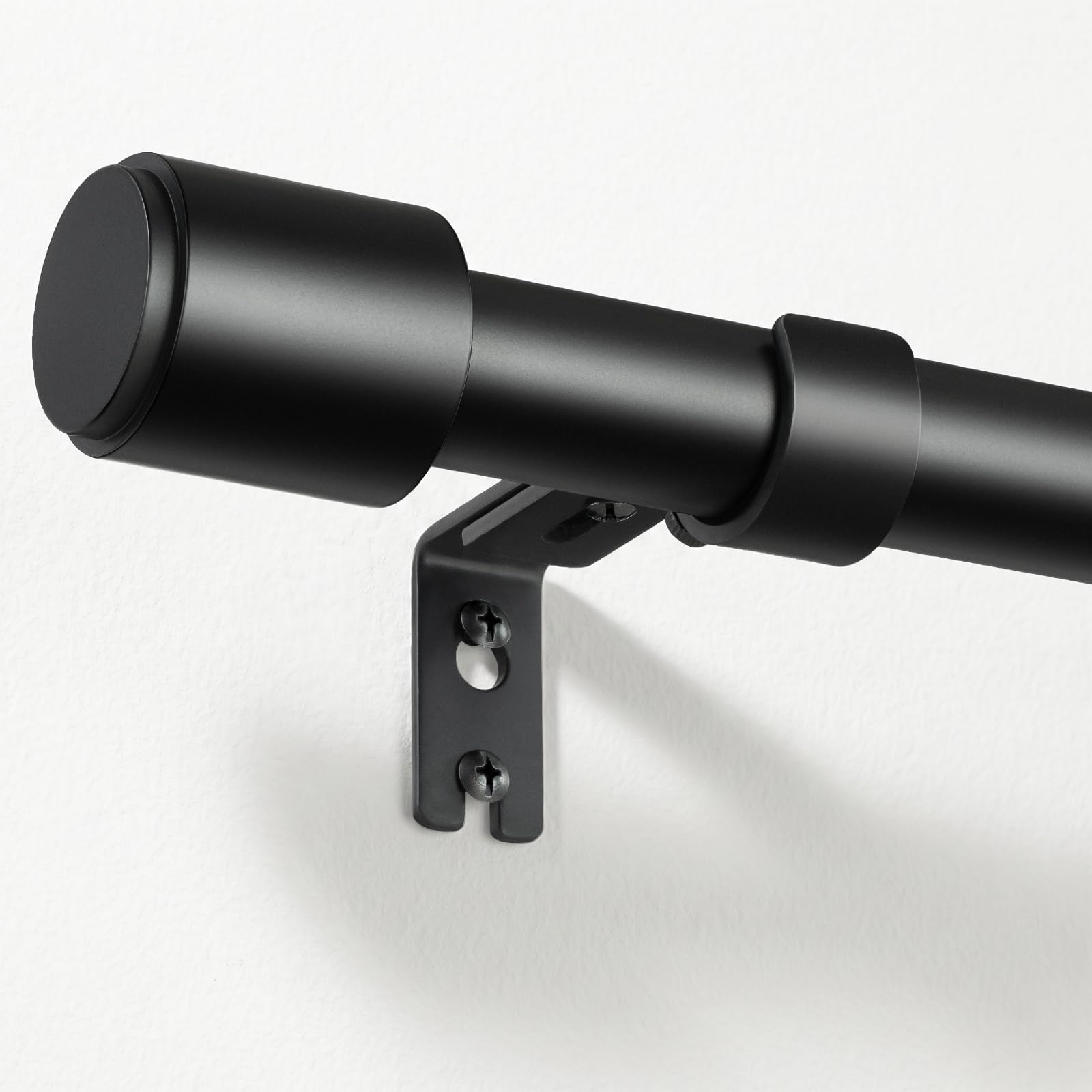 Tringle à Rideaux 81-218 cm Noir Mat, Ø 25 mm Barre en Métal pour Rideaux à Œillets, Extensible, Idéal pour Chambre, Salon & Porte-Fenêtre