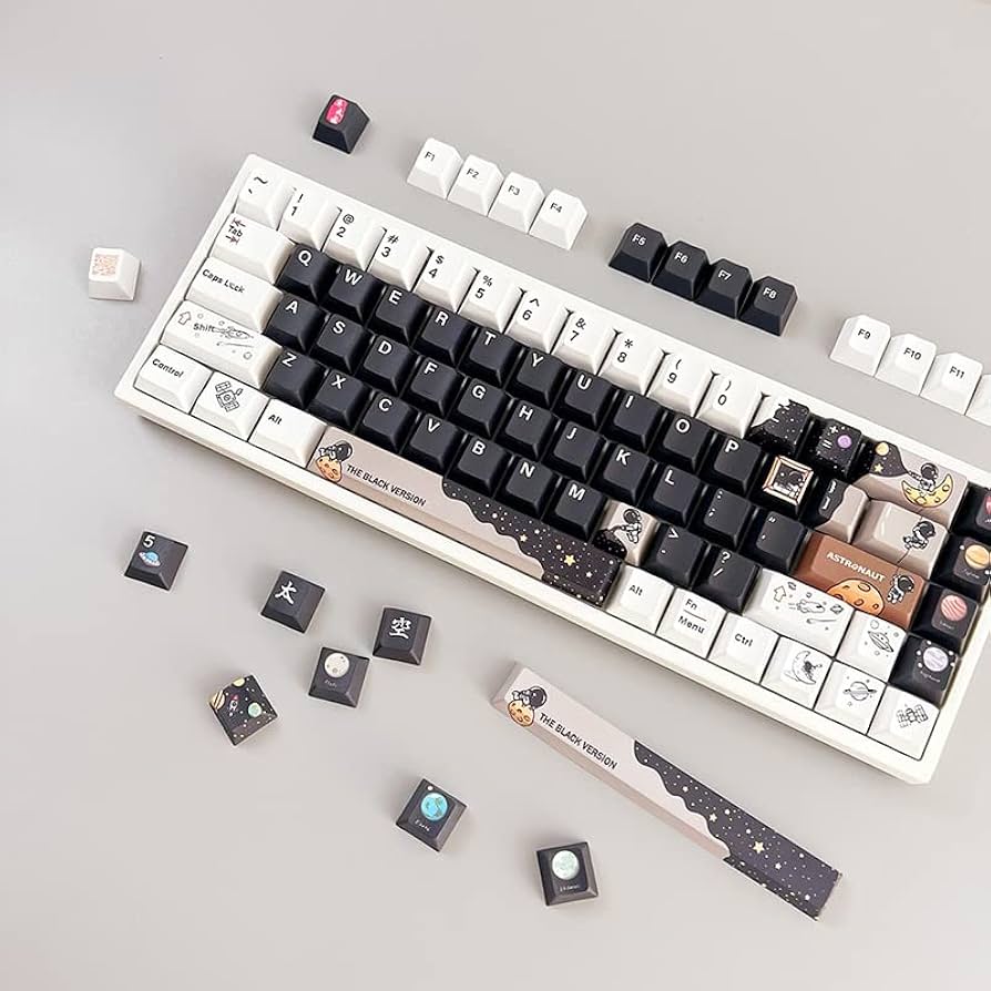 キーボード　キーキャップ　宇宙飛行士 Amazon.co.jp: キーキャップ 宇宙飛行士テーマ チェリーの高さ