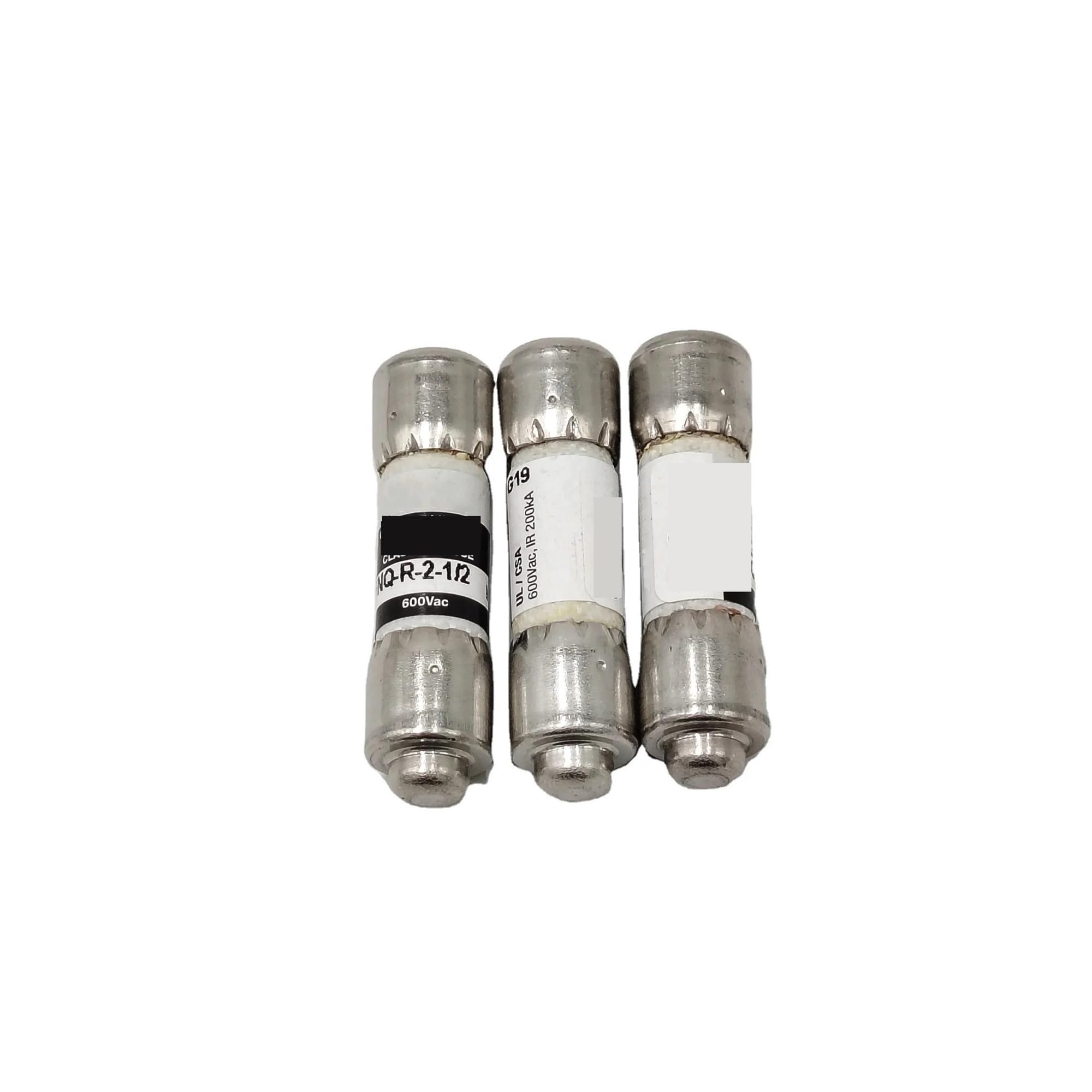 Fusible FNQ-R-2-1/2 temporisé 2.5A 600VAC pour stopper les pannes sur circuits inductifs