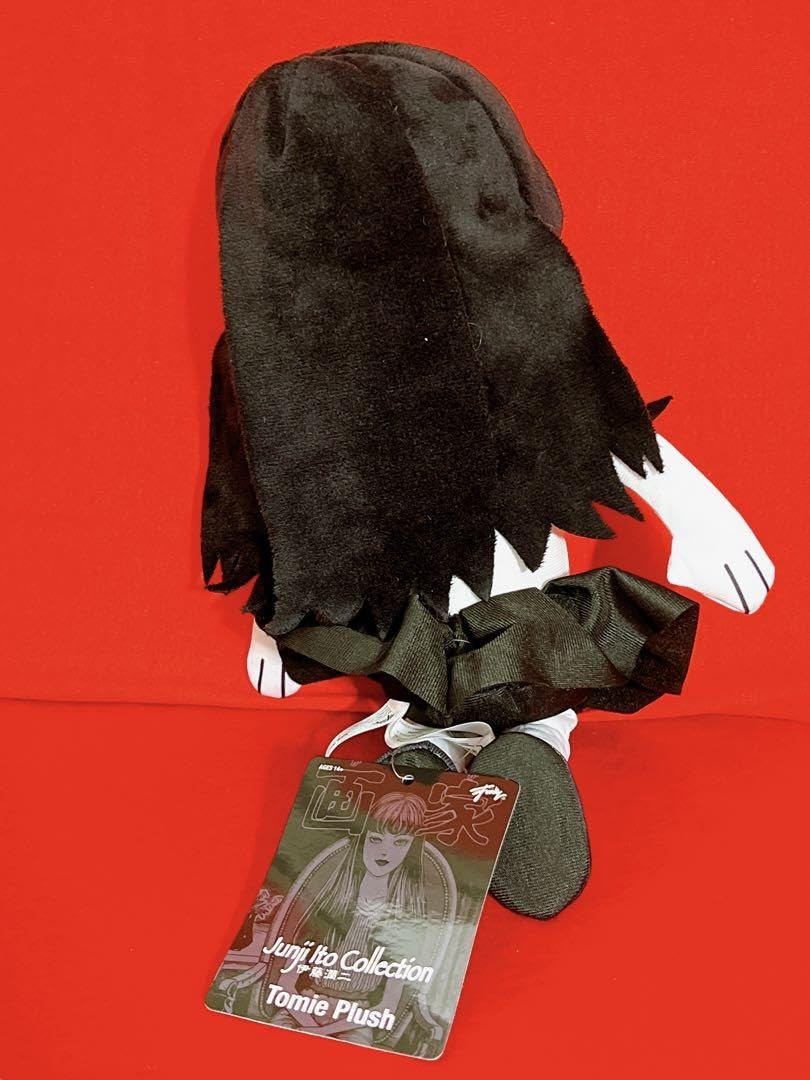 Amazon.co.jp: 伊藤潤二 富江 日本未発売 ぬいぐるみ : おもちゃ