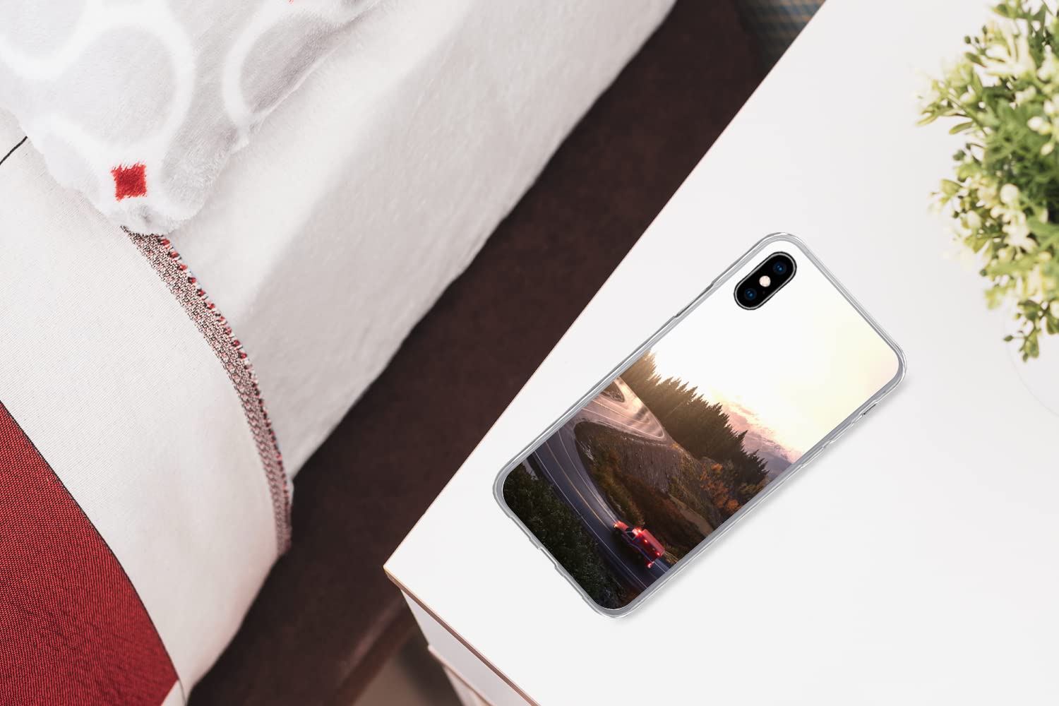 MuchoWow Funda para iPhone XS - Una Ambulancia circula por una Carretera sinuosa - Funda de Silicona/Funda Blanda para teléfono móvil