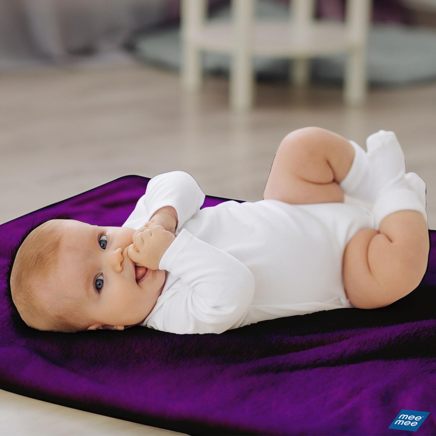 Mee Mee Instadry Cotton Bed Protector Mattress Extra Absorbent, Breathable, Soft and Gentle, Reusable Waterproof Quick Dry Baby Cot Sheet for Infant, 0 to 36 Month,Small, 50x70cm (Green) - Image 2 thumbnail
