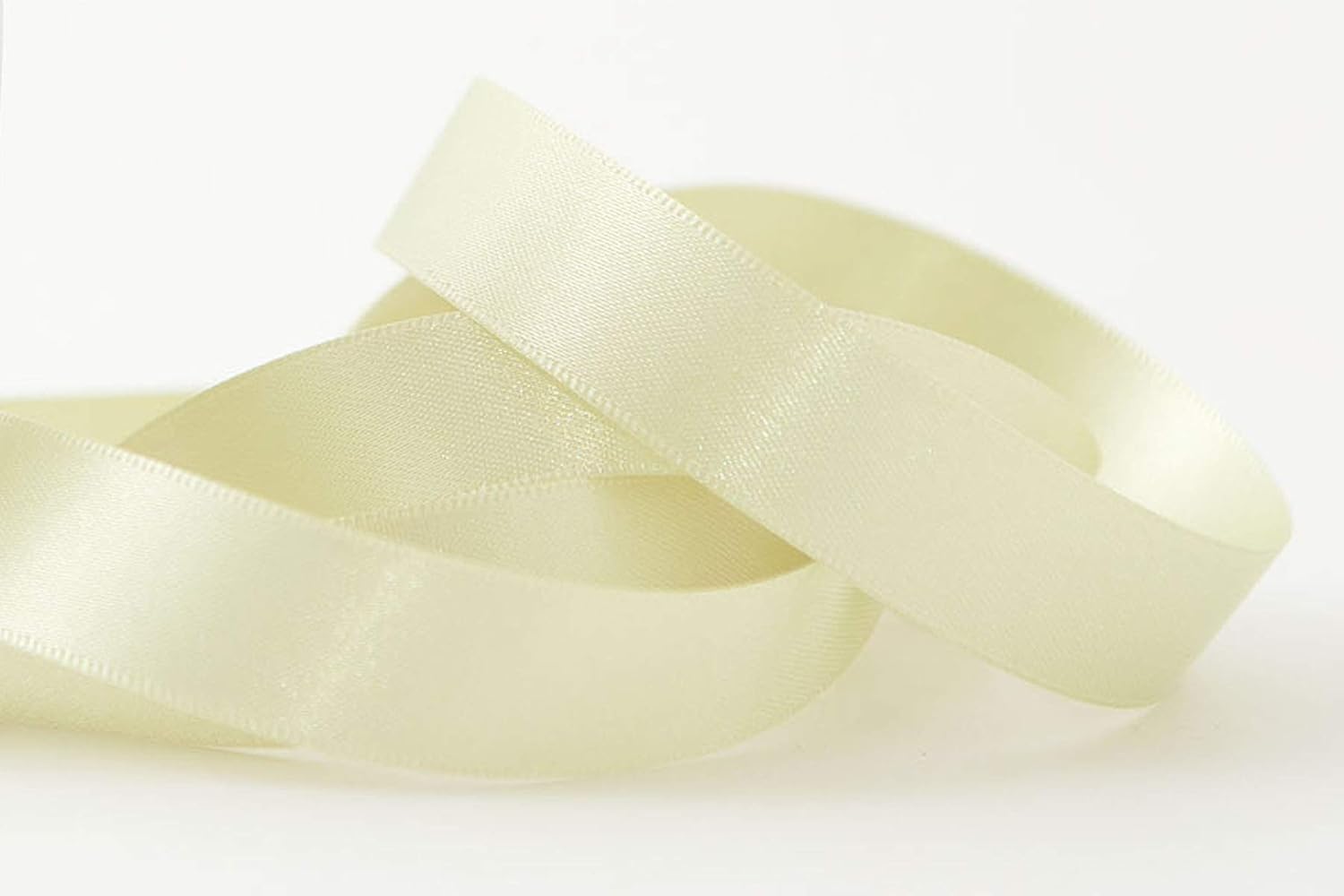 Berisfords Double Satin Ribbon, Lime, 15 mm - Image 4