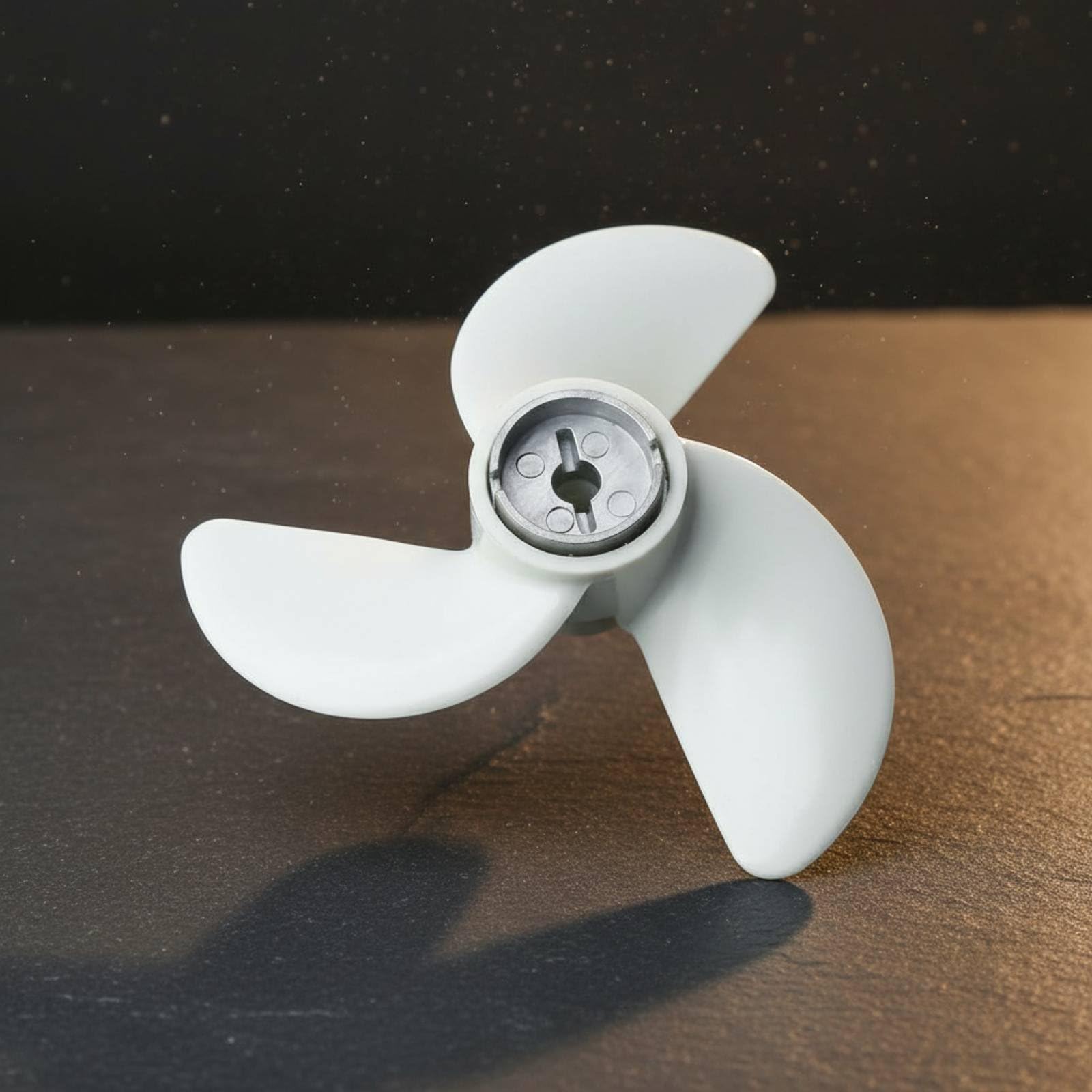 Bootpropeller Ersatz Propeller Bootspropeller Ersatzschraube Motorblatt aus Robustem für Zuverlässigen Vortrieb für Freizeitnutzung Wasserfahrzeuge, 12V 45/55/65 Pfund Propeller