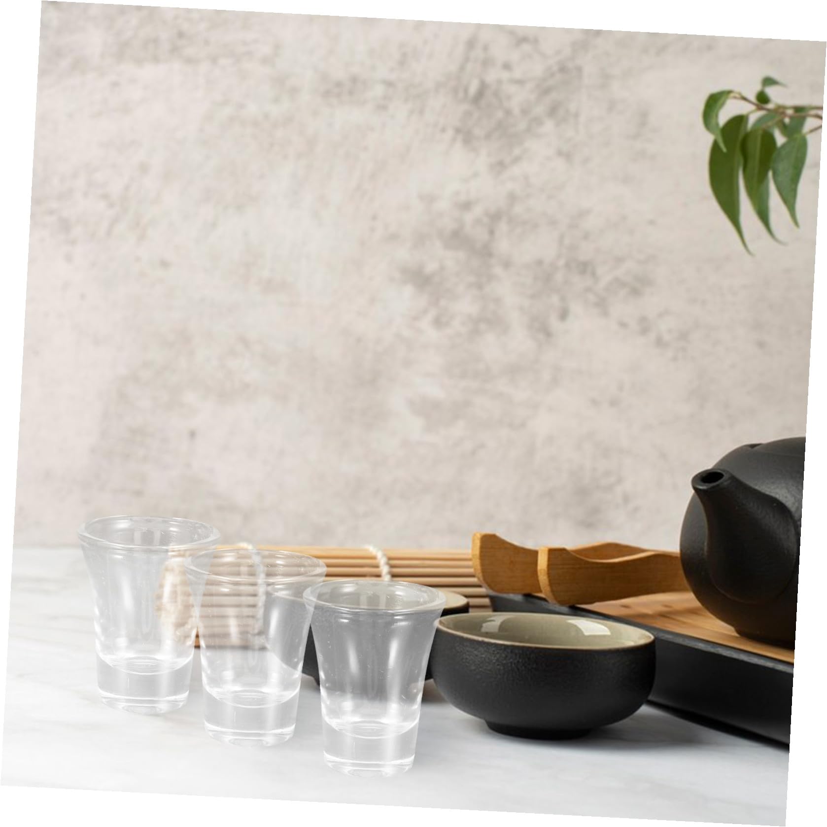 Ensemble de 24 Petits Verres à Shot en Verre Cristal Élégant 15ml Réutilisables et Portables pour Fêtes Religieuses et Réunions Familiales