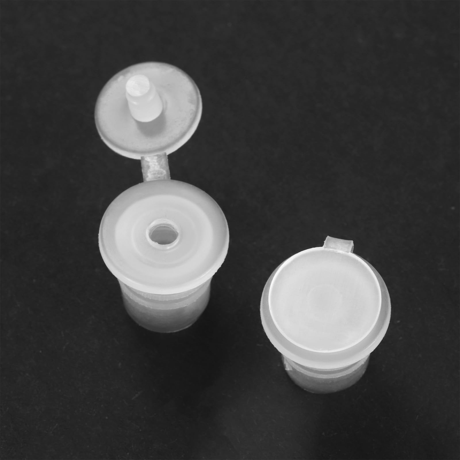 PATIKIL Butelki na olejki eteryczne 20 ml, 8 opakowań butelek ze szkła bursztynowego z reduktorem kryzy, fiolka na próbki, wąska zakrętka, pojemnik na fiolki do przechowywania, biały