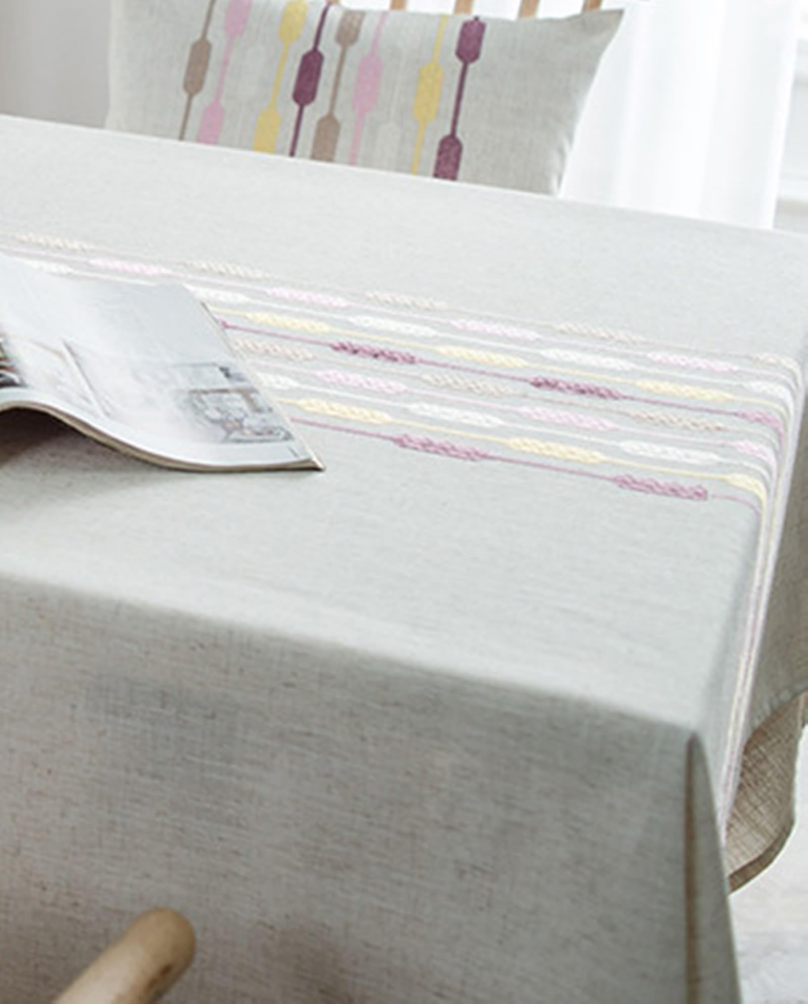 Tablecloth fioletowy, poliester zmywalny obrus w paski obrus zmywalny prostokątny 135 x 300 cm