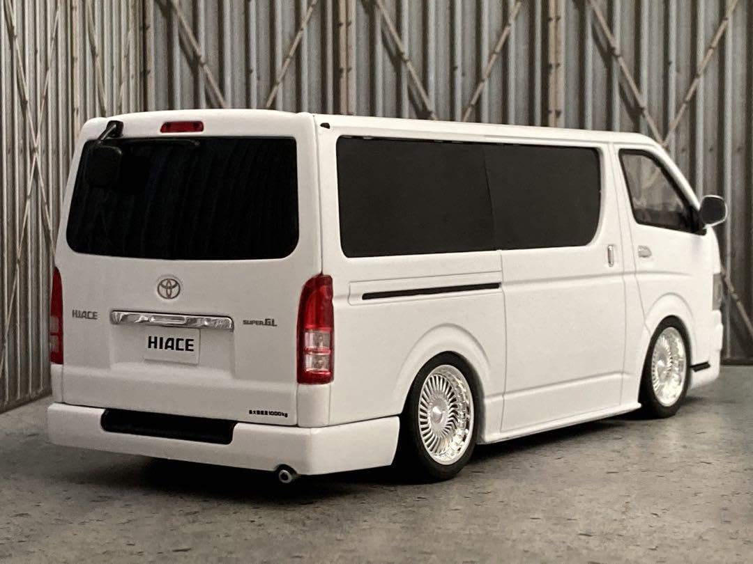 1/24 トヨタ H200 ハイエース バン スパーGL（カスタム品） Amazon | SunStar 1/24 トヨタ H200 ハイエース バン スーパーGL