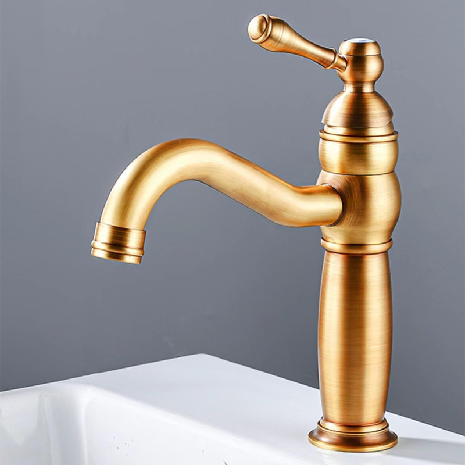 Fanjubei Antique-Style Dwarf Bathroom Copper Rotating Hot And Cold Faucet, Antique-Style Low Faucet