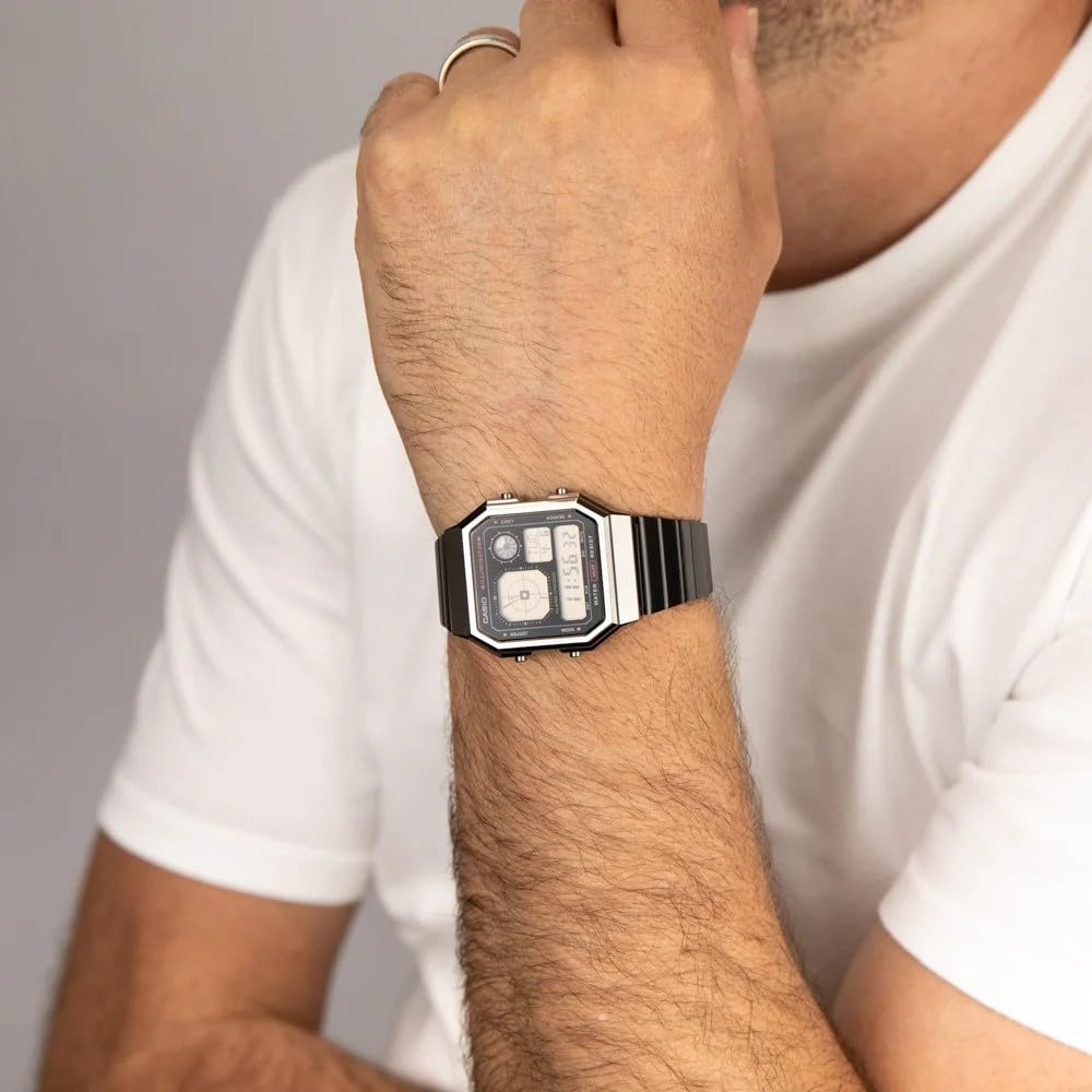Casio Cyfrowy zegarek kwarcowy unisex z paskiem ze stali nierdzewnej A130WEGG-1AEF, Czarny, pasek