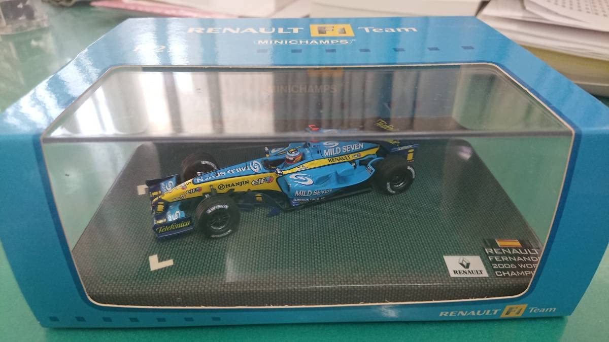 Amazon | MINICHAMPS 1/43 ルノー F1 チーム R25 フェルナンド