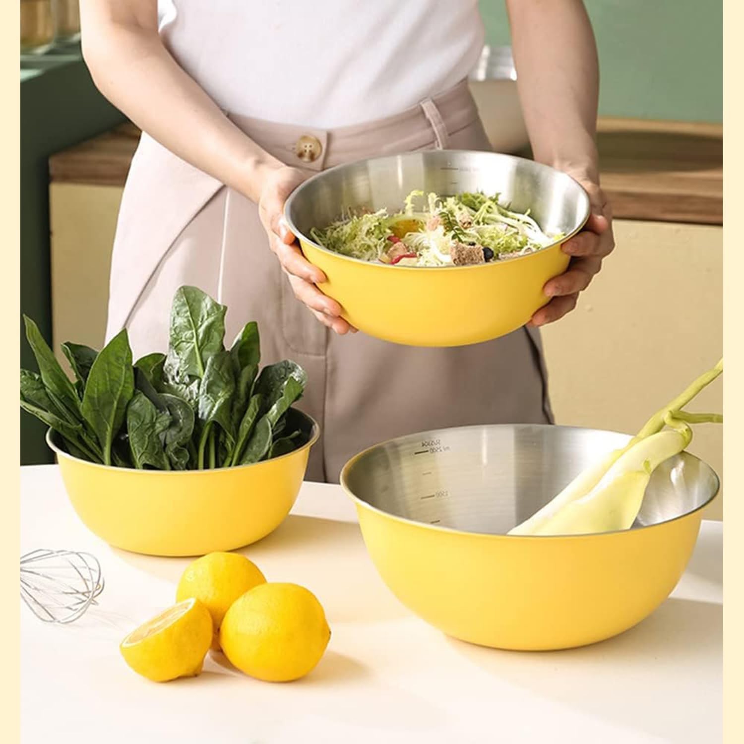 Stainless Steel Mixing Bowls and Colander Set Mixing Bowls with Scale Salad Bowl with Colander Fine Mesh Strainer Basket Baking Bowl Set Cooking Scale Bowl for Kitchen Decoration Yellow