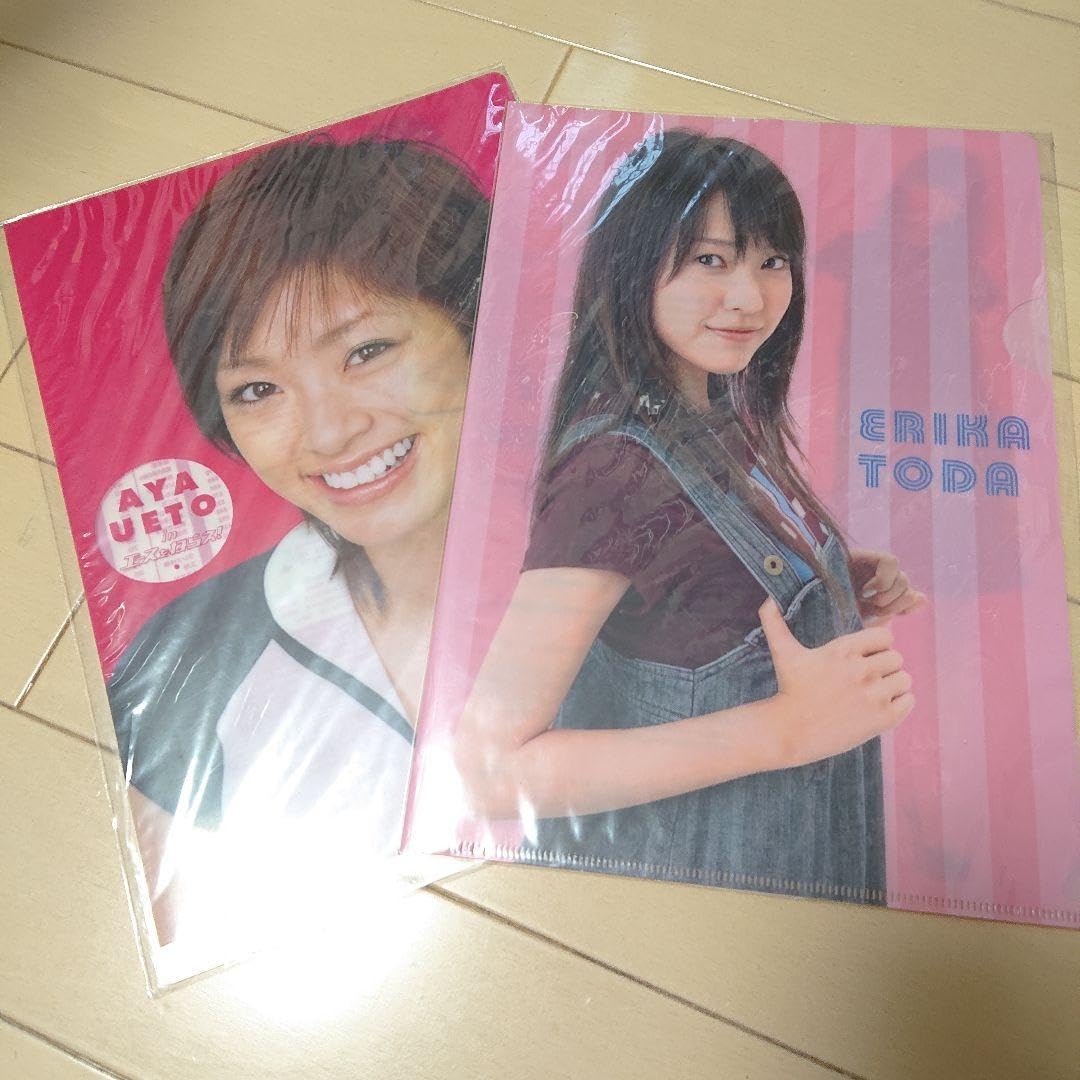 Amazon.co.jp: 上戸彩&戸田恵梨香 クリアファイル : おもちゃ