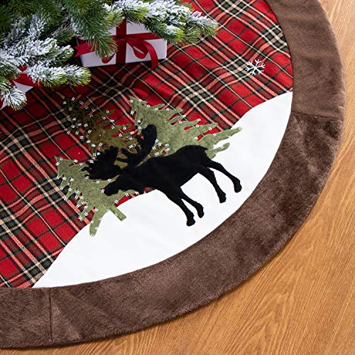 GMOEGEFT 48 Inches Christmas Tree Skirt, Red and Black Buffalo Plaid Mat with Brown Faux Fur Edge, Black Moose in Snowfield Pattern, Xmas Tree Holiday Decoration