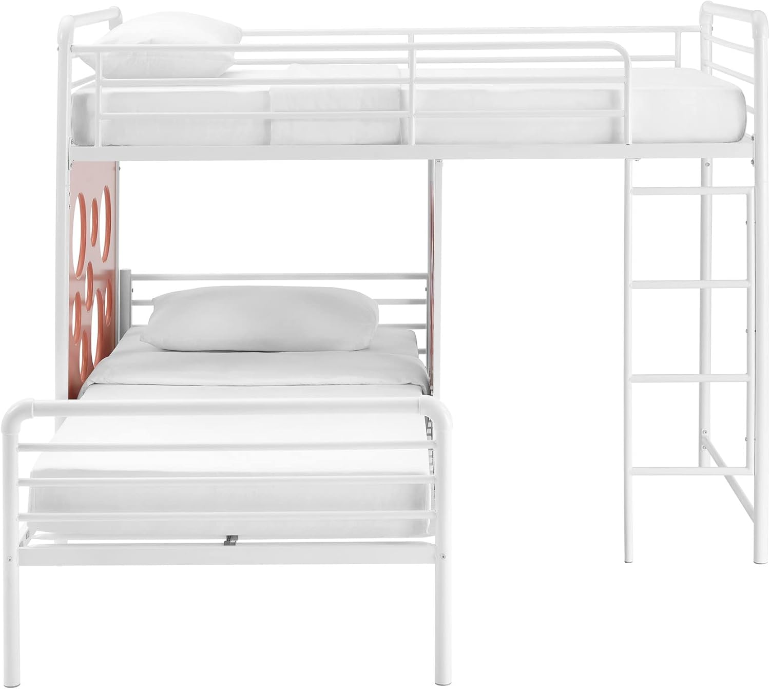 വശം view of the bunk bed showing the ladder and lower bed placement
