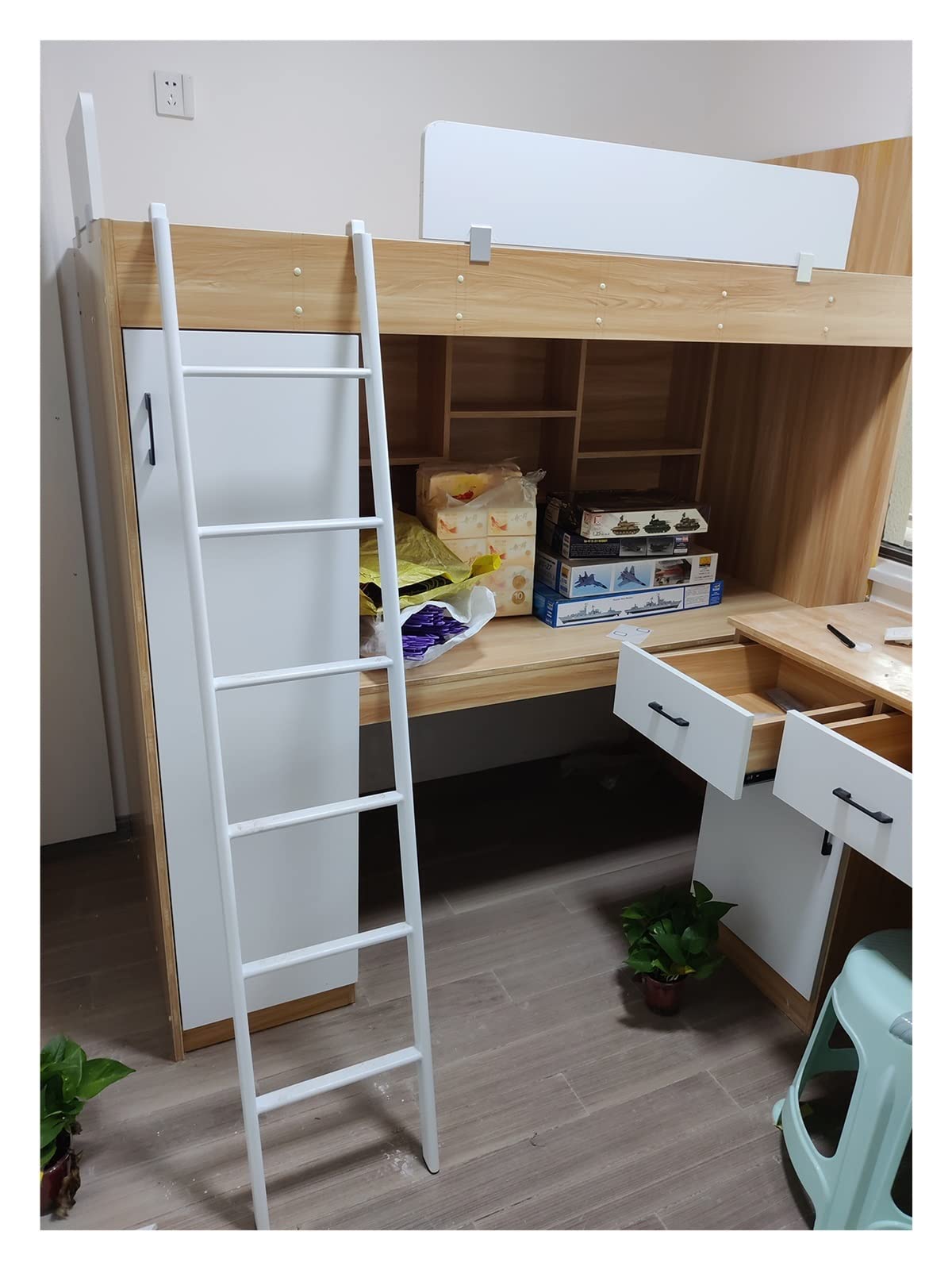 Bunk Bed Ladder for High BedsWhite Climbing Ladder for Teens & Kids RV Loft 5971 Inch Tall (175cm) Sturdy & Safe Access Solution
