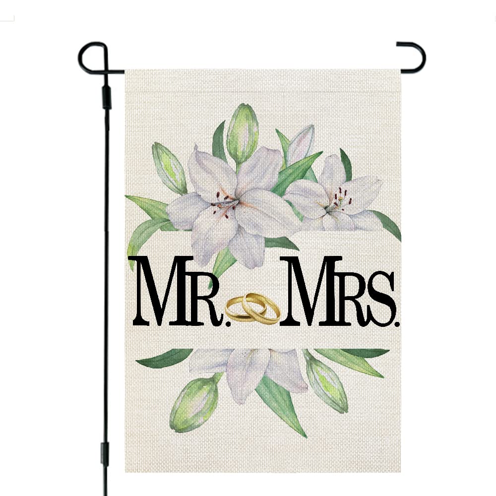 CROWNED BEAUTYWedding Garden Flag 12x18 Inch Double Sided for Outside Mr.& Mrs,Welcome Anniversary Party Gift Burlap Small Yard Flag CF818-12