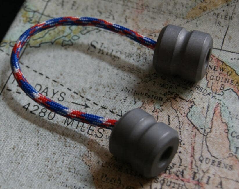 TC4 Begleri EDC パラシュートコード ランヤード ビーズペンダント フィンガー スポーツ トイ チューブビネス バーン