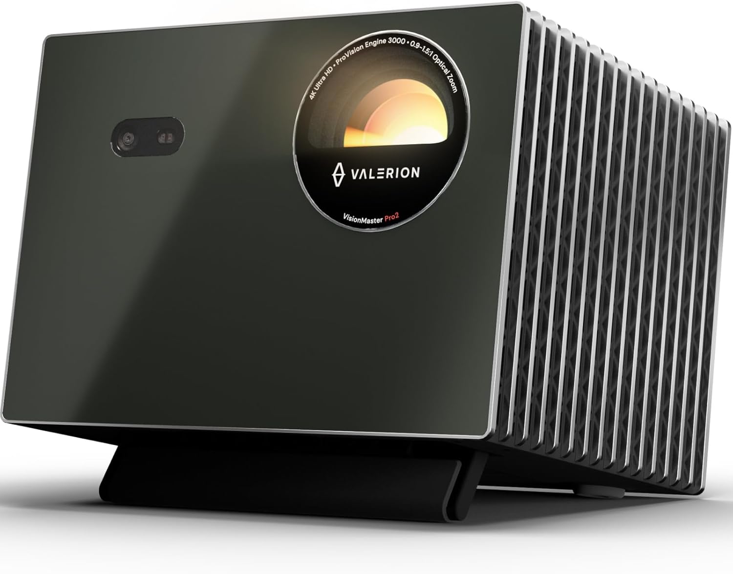 Valerion VisionMaster Pro2 トリプルレーザー｜4K プロジェクター |3000 ISOルーメン・15,000:1高コントラスト｜0.9-1.5倍光学ズーム｜2倍のマルチタスク性能｜4K HDR10 IMAX｜4ms低遅延・音声操作｜プロ仕様ホームシアター｜2年保証付き  Amazonで販売中