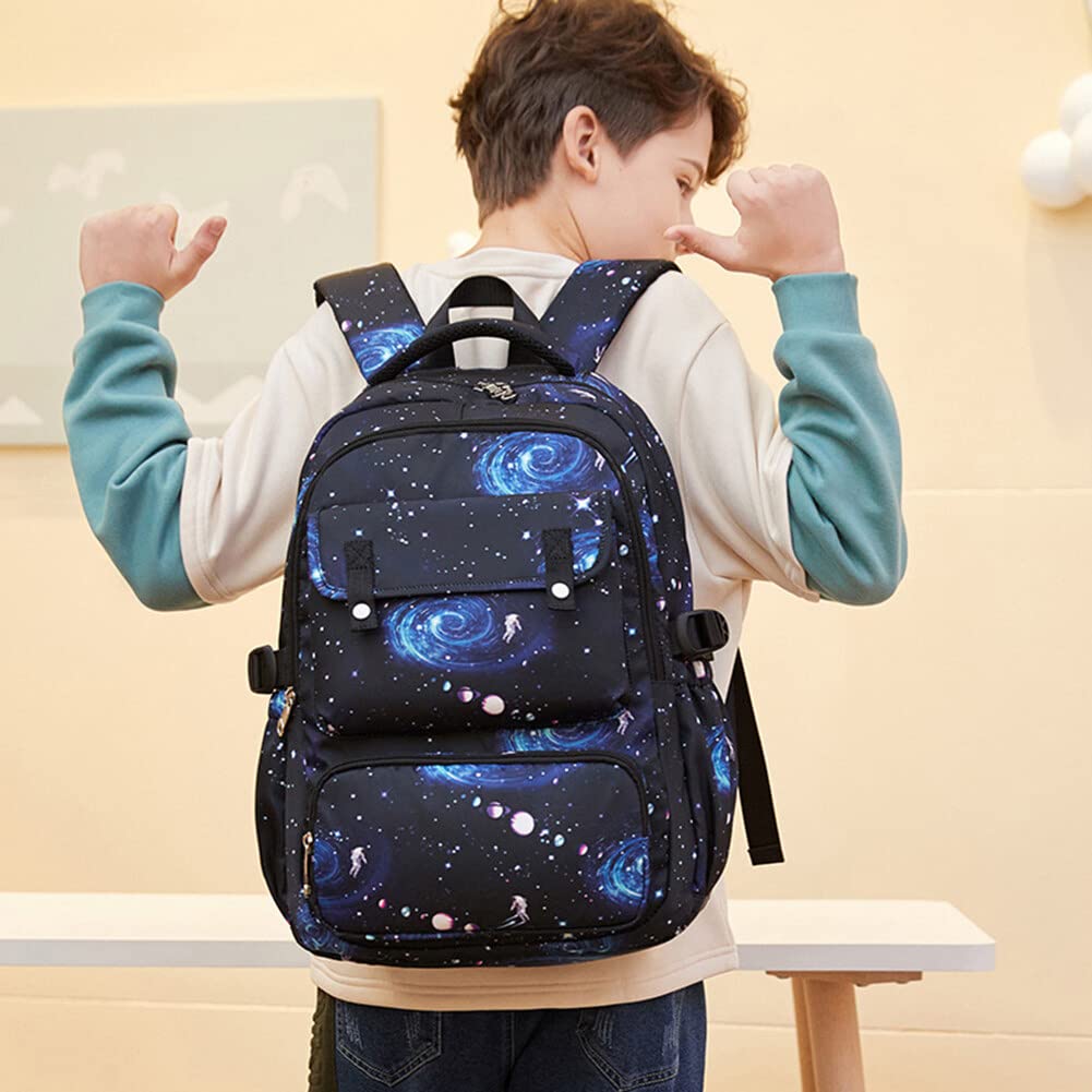 Surakey Cartables Scolaires Garçon, Ensemble de 3 Sacs à Dos + Boîte à Lunch Thermique + Trousse à Crayons, Sac a Dos Enfant Garçon, CM2 CM1 CE2 CE1 CP Sacs Scolaires, Sac à Dos Ciel Étoilé Bleu