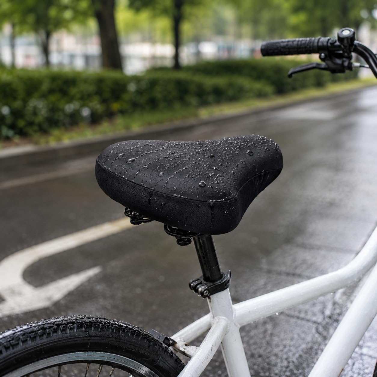 2 Pezzi Coprisella Impermeabile Bici 210D Oxford, Coprisedile Antipioggia Universale 24x27x10 cm con Coulisse, Protezione Sella MTB Strada Antipolvere Nero