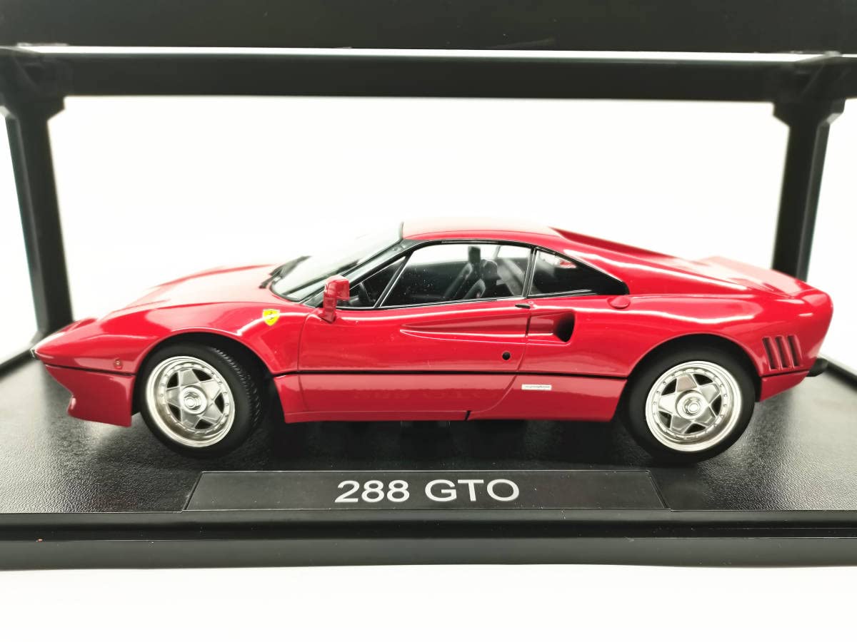 1/18ミニカー フェラーリ288 GTO 1984 KK SCALE MODELS 1/18 - FERRARI 288 GTO Upgrade - 1984 - Five