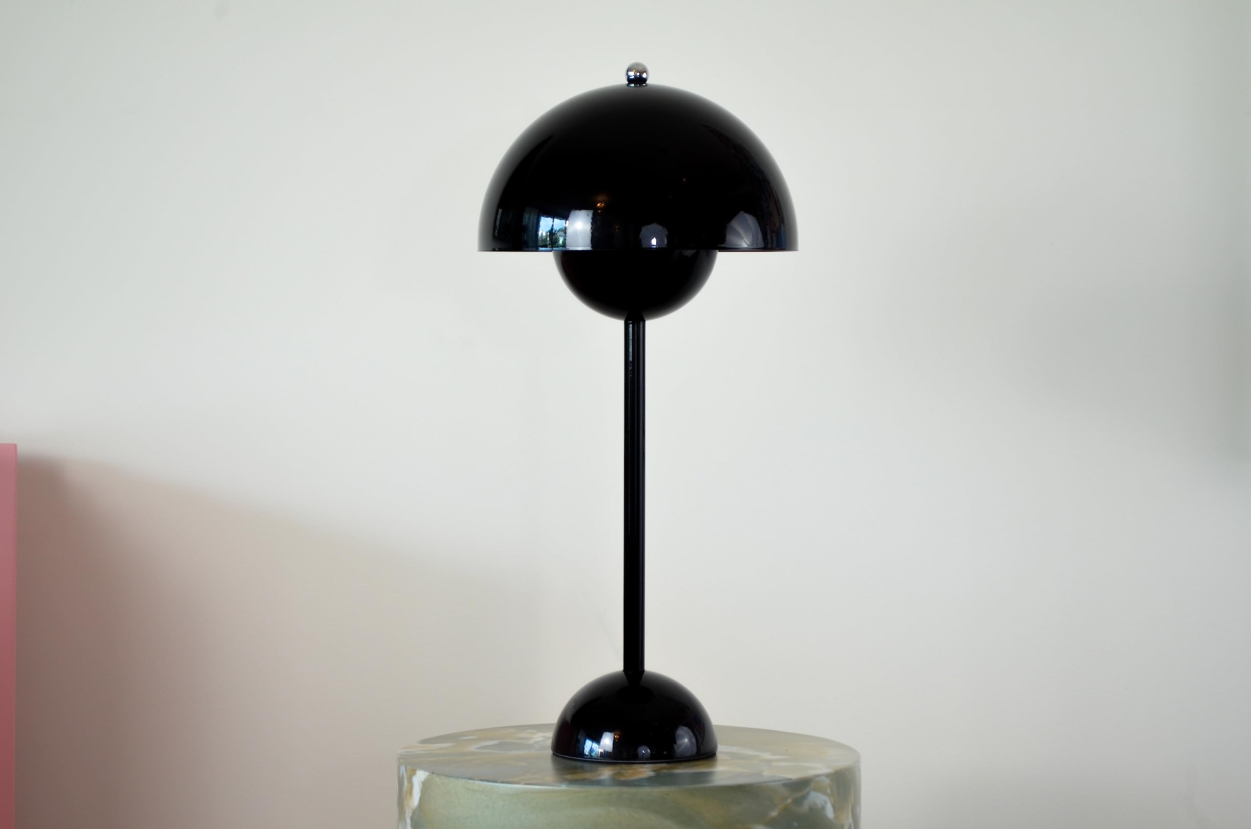 Modern Flowerpot Table Lamp, Corded Ambient Lighting LED Mushroom Lamp, Reading Lamp, Art Deco Indoor Lighting Fixture with Lightbulb Included … (Black)