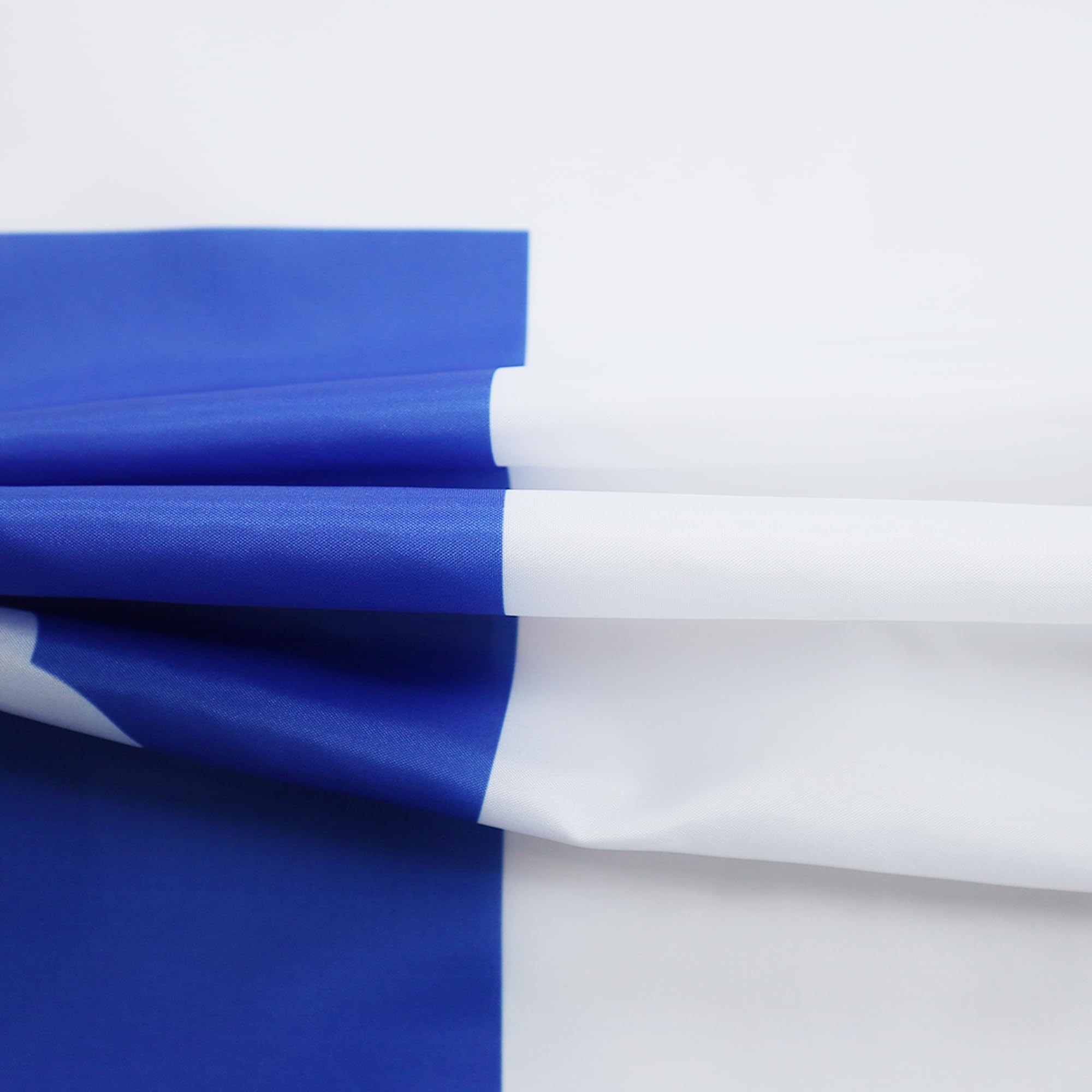AZ FLAG Quebec Flag 150 x 90 cm with 4 Eyelets for Balcony or Wall, 1 Pièce - Image 2
