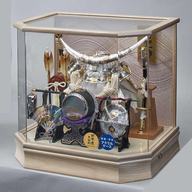 五月人形 ケース入り 兜飾り 六角勝輝 伊達政宗の兜 アクリルケース 幅43cm 五月人形 兜飾り ケース入り 武将 伊達政宗 ケース飾り 山科