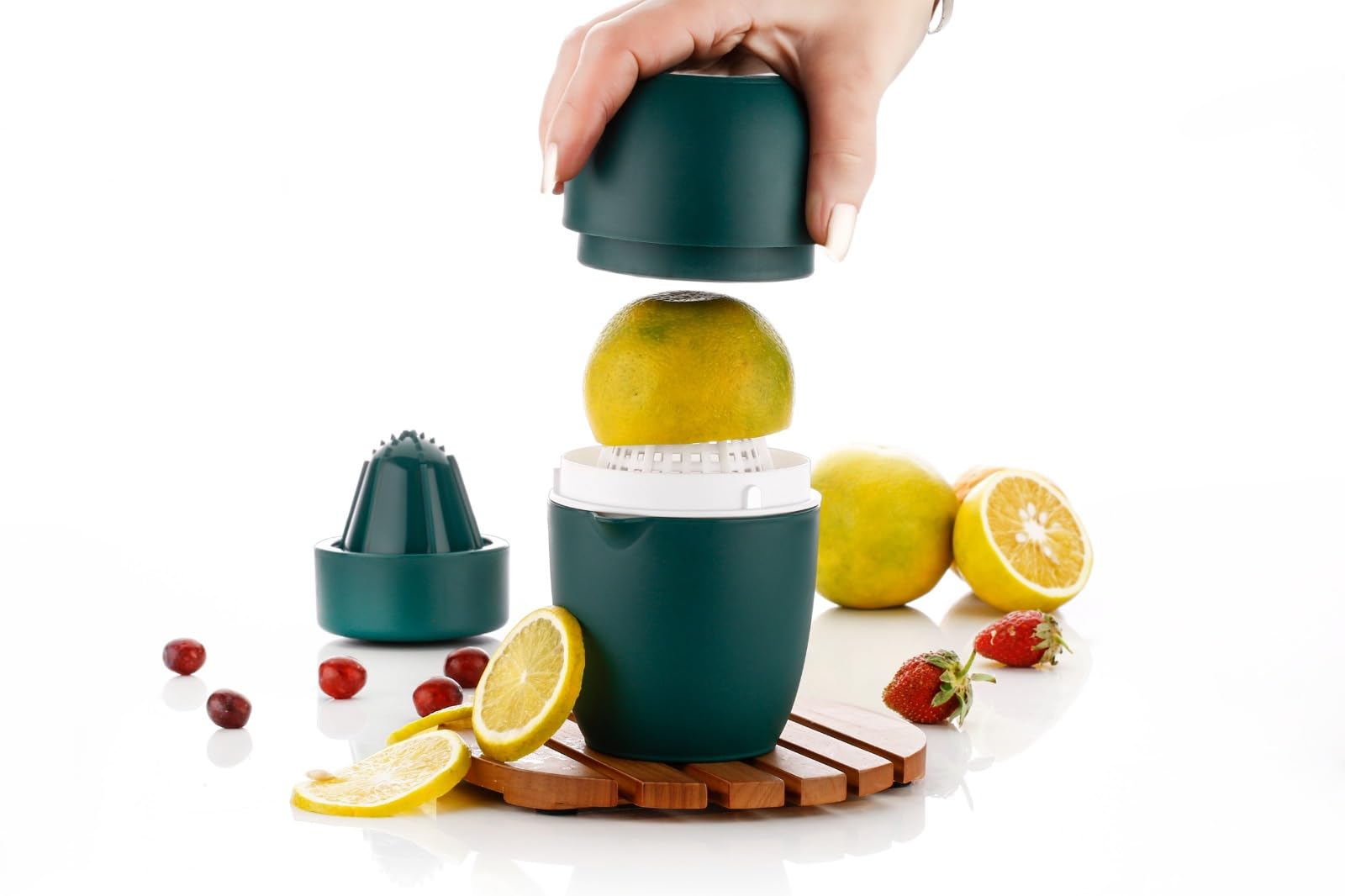Clazkit Manual Hand Press Juicer – Citrus & Fruit Juicer, Hand Squeezer, Oranges, Sweet lime (Color May Vary)