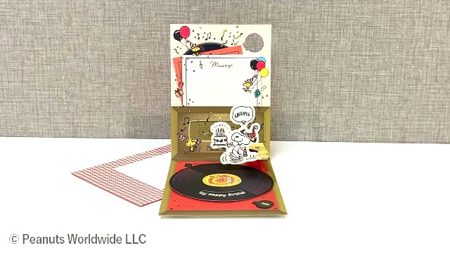 Amazon.co.jp: Hallmark(ホールマーク) スヌーピー オルゴールカード