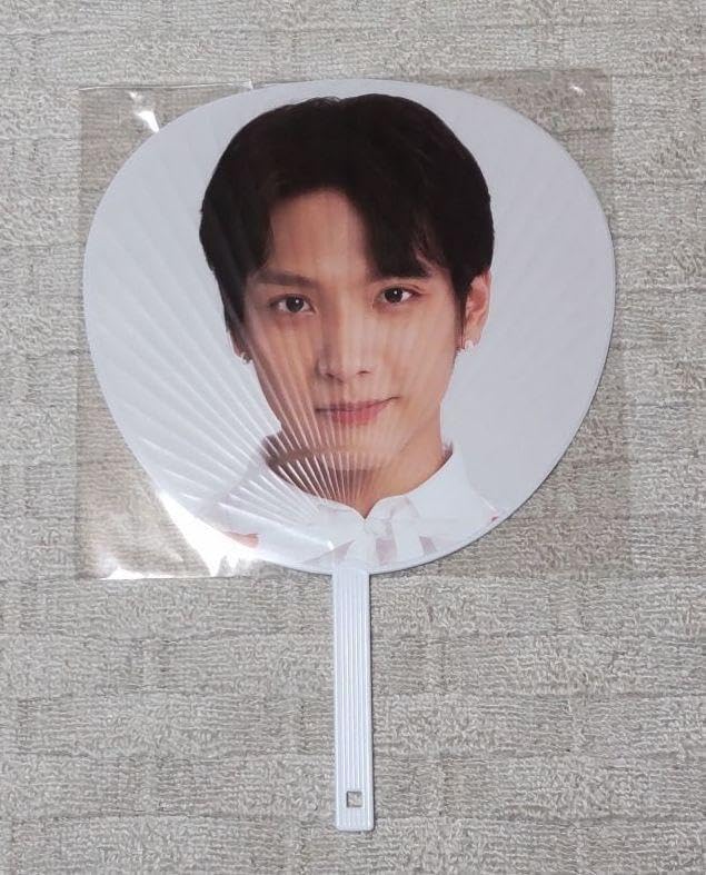 Amazon.co.jp: N.Flying エヌフラ うちわ ジェヒョン : ホーム