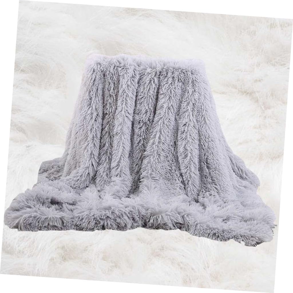 Garneck Plush Throw Blanket Boys and Girls Blanket for Bed Ultra Soft Fleece Solid 160x130cm Light Grey