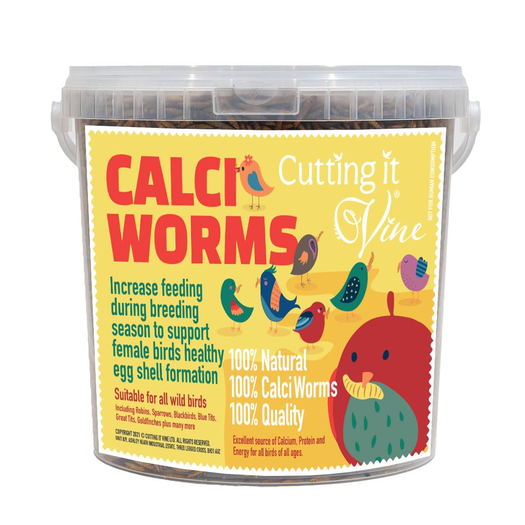 Calci Worms for Wild Birds 2L Tub - High in Calcium, beneficial to a Variety of Birds, Easy to Feed from our stay fresh reusable tub.