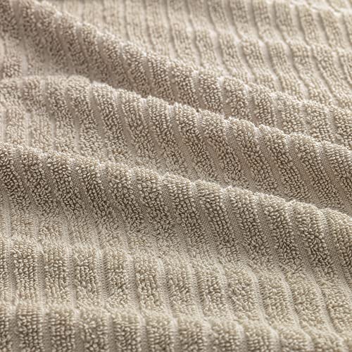 Serviette de toilette VÅGSJÖN de ProTuning finitions soignées en beige clair