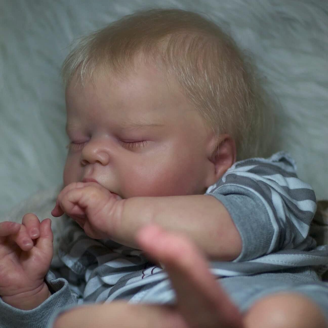 BNNPUU Reborn Baby Doll Boy Reborn Babies 22 Inches Handmade Lifelike Baby Dolls Boy Soft Cloth Body Like a Real Baby Closed Eyes - Image 2