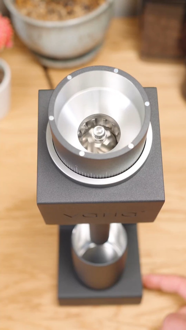 Watch Varia VS3 Grinder 2ND Generation on Amazon Live