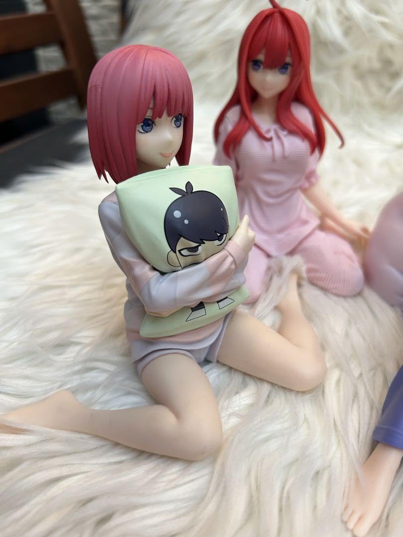 五等分の花嫁　フィギュア　パジャマ　二乃　三玖　四葉　五月 Amazon.co.jp: 五等分の花嫁 中野一花 二乃 三玖 四葉 五月