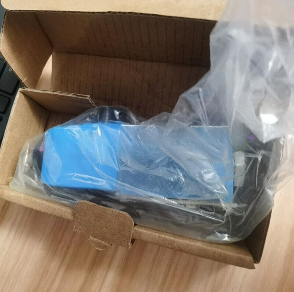 1-piece set of brand new DG4V-3-0A-M-U-H7-60 solenoid valve